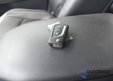 2019 Toyota Rav4 Le z USA, uszkodzony, nr VIN JTMK1RFV5KD006076